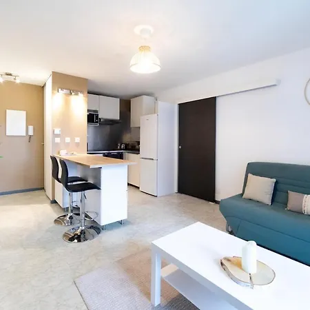 Le Jolimont -hometimal - Parking - Terrasse - Metro Apartment *